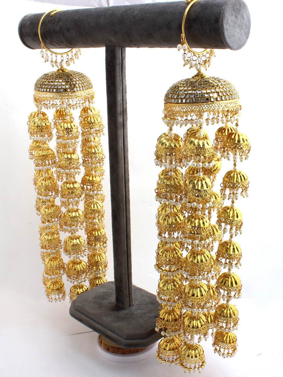 Parineeti Kaleeray Gold T4 Jewels