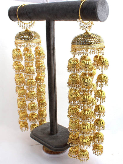 Parineeti Kaleeray Gold T4 Jewels